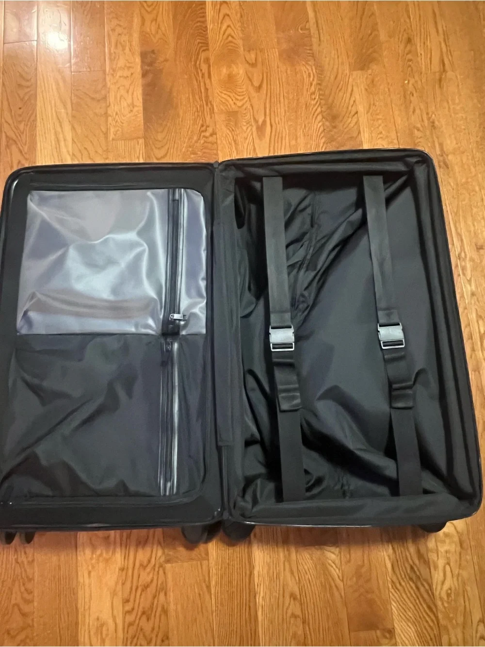 BEIS Medium Check-In Black (Brand New)